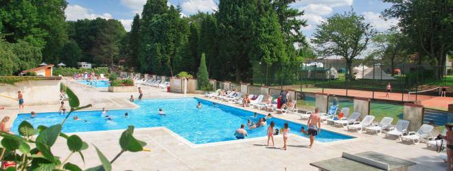 CAMPING CHATEAU DU GANDSPETTE ****, avec piscine chauffée en Hauts-de-France
