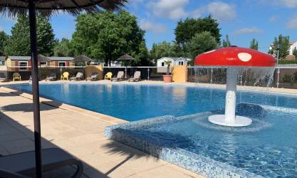 CAMPING PLEIN SUD ****, avec piscine chauffée en Pays de la Loire